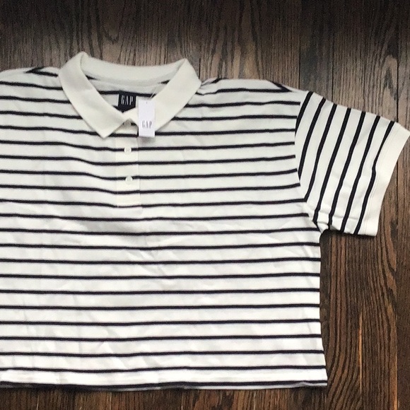 GAP Tops - NWT striped polo shirt